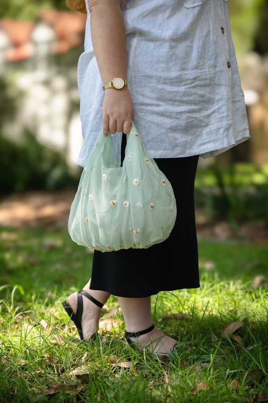 Sage Daisy Flower Mesh Bag